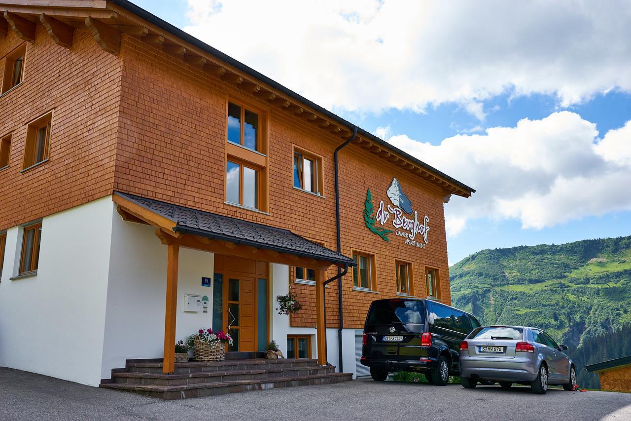 Dr'Berghof Villa Damuels Luaran gambar